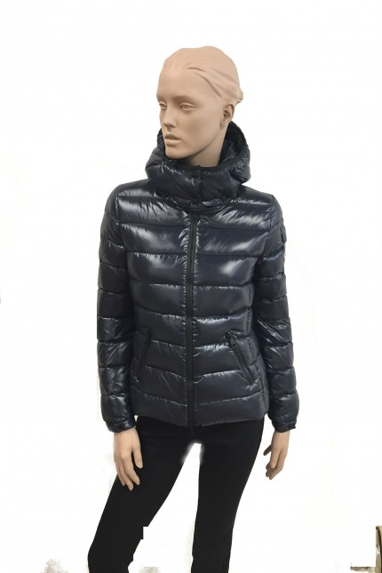 vendita piumini moncler vendita piumini moncler